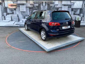 Volkswagen Golf Sportsvan 2.0TDi,110KW,P. KAMERA, VÝBAVA - 8
