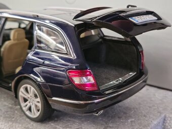 Mercedes Benz C 1:18 Autoart - 8