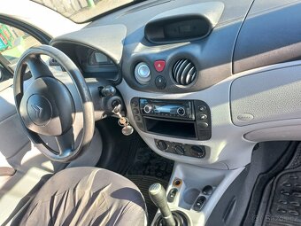 Prodám Citroën C3, 1,4 diesel, rok 2003, najeto 270 tis. km - 8