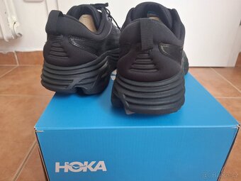Běžecké boty Hoka Bondi 8 black - 8