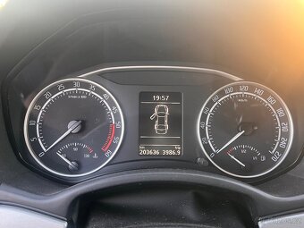 ŠKODA Octavia RS 125kw DSG Serv.kniha, 203tkm - 8