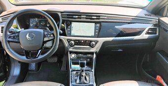 SsangYong Korando benzín 1.5GDI 120kW, Premium, 4x4, automat - 8