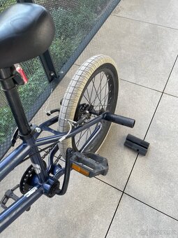BMX kolo + slide trubky (pegs) - 8