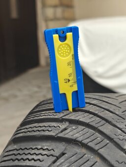 original Seat disky, zimní pneu 205/55 R16 - 8