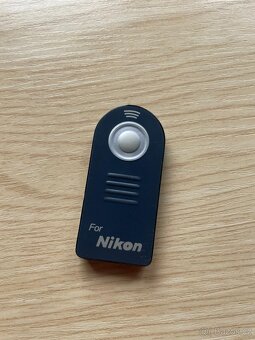 📸 Nikon D3400 set – se dvěma objektivy, brašnou, stativem a - 8