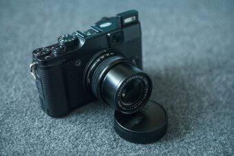 fotoaparát FUJIFILM X10 + příslušenství - 8
