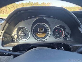 Mercedes-Benz E350 (W212) MY2012 AirMatic 195kW - 8