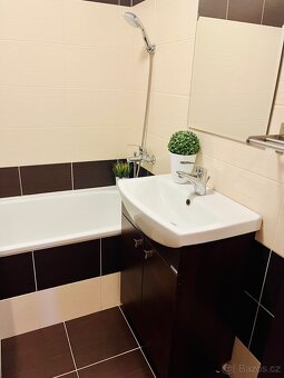 PRODEJ BYTU 3+1, MAROLDOVA, OSTRAVA - 8