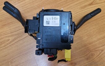 Volant s prílušenstvom na Passat B6 - 8