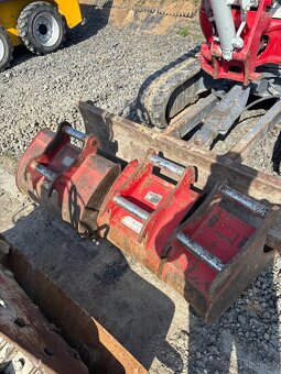 Takeuchi TB235 + kladivo HuppBreak40(102) - 8