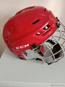 Hráčská helma CCM TACKS 310 M SR - 8
