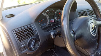 VW Golf 4, IV 1.6 16V 77kW - 8