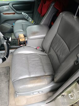 Toyota Land Cruiser HDJ100 4,2TD - 8