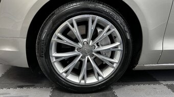 AUDI A8, V8 4.2 / ZACHOVALÝ STAV / TOP VÝBAVA - 8