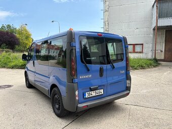 Renault Trafic 9 míst - 8