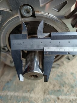 Elektromotor s převodovkou 1,5 kW 170 ot/min - 8