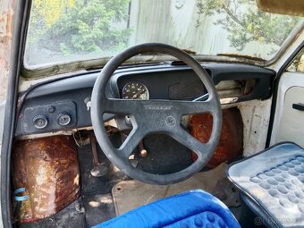 Trabant 601 combi - 8