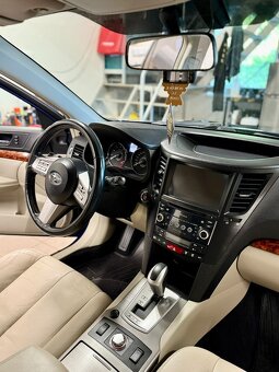 Prodám Subaru Outback 3.6R 191 Kw - 8