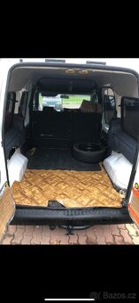 Ford Connect - 8