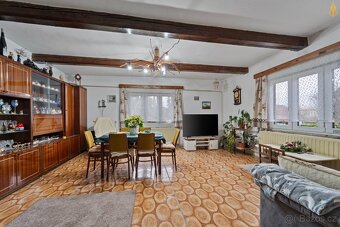 Prodej zemědělské usedlosti - 8