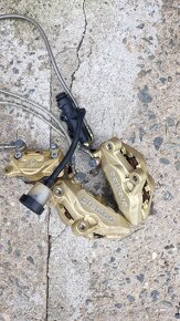 Aprilia RSV 1000 Mille - 8