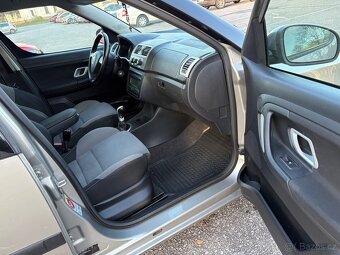 Škoda Roomster 1,4 16V 63 kW - 8