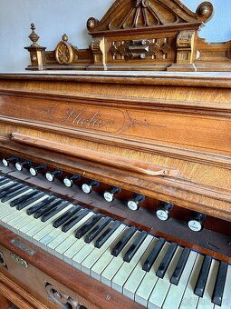 Historické šlapací harmonium Lhota, cca 1900 - 8