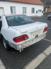 Díly Mercedes W210 E200cdi - 8