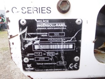 Minibagr BOBCAT 320d Kubota - 8