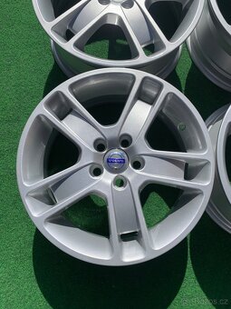 ALU KOLA VOLVO 5X108 R17 - 8