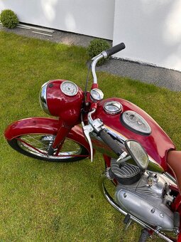 Jawa pérák 350 - 8