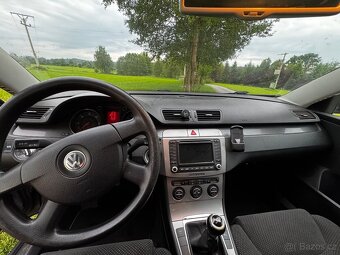 Volkswagen Passat B6 - 8