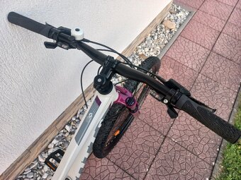 Scott Contessa Active 720 - dívčí kolo vel S - 8