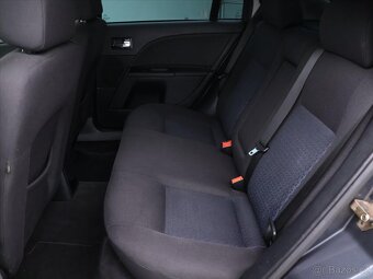 Ford Mondeo 1,8 i Aut.klima 122'500 Km (2005) - 8
