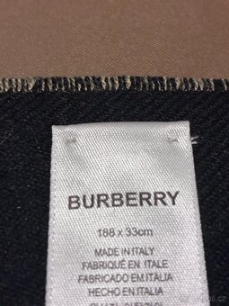 Burberry šála - 8