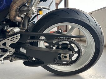 Yamaha yzf R1 1000 - 8