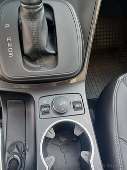 Prodám Ford Kuga perfektní stav - 8