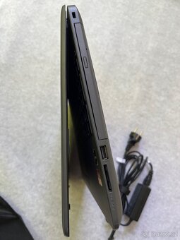 Notebook HP 255 G7 , bezdrátová myš - 8