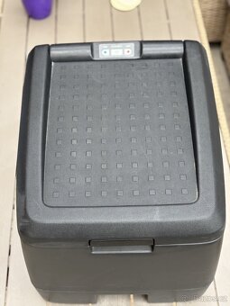 Lednice (coolbox) 32l originál Transporter T5 Multivan - 8