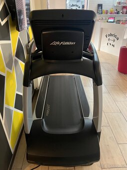 Life Fitness Discover SE3 HD - 8