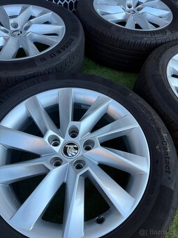 Škoda Superb 3 - 215/55 R17 - LETNí SADA - 8