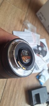 Prodám Canon EOS 77D s objektive EF 75-300mm a příslušenství - 8