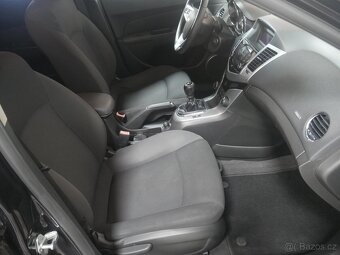 Chevrolet Cruze 1.8 16V , 104 kW benzín, 2012 - 8