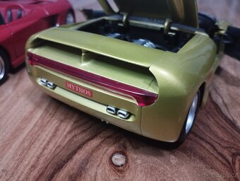Ferrari Mythos 1/18 - 8