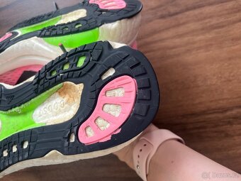 Dámské běžecké boty Adidas Solar Boost - 8