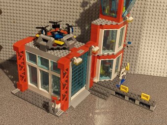 Lego 60215 - 8