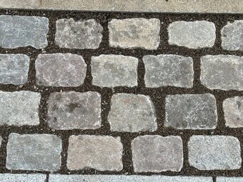 Staré dlažební kostky - 8