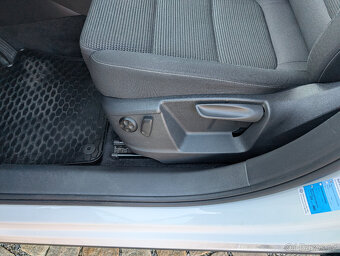 VW Sharan 2,0 TDI 110kW DSG - 8