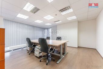 Pronájem obchodního prostoru 168 m², Praha 6, ul. Bělohorská - 8