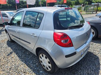 Renault Clio 1.2 i 55 kW koup.v CZ - 8